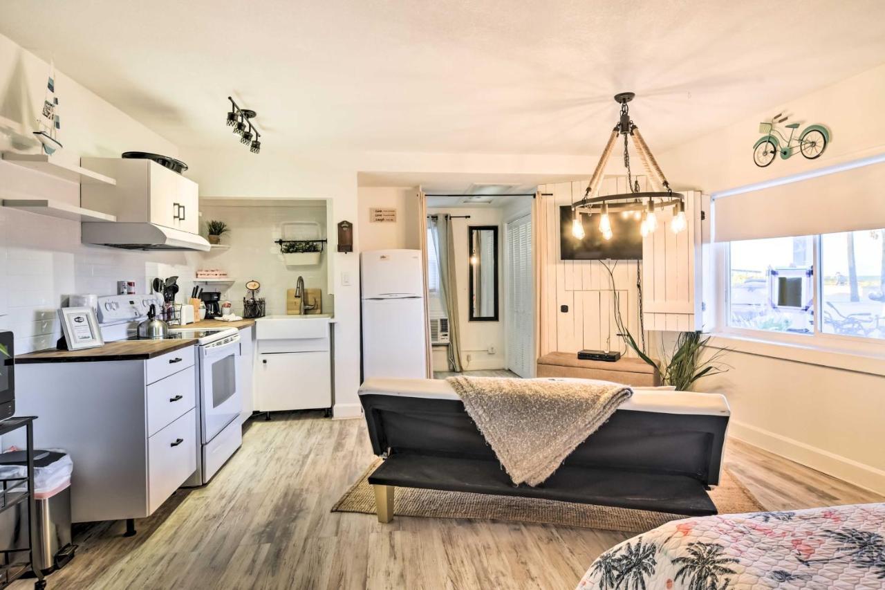 Idyllic Pass-A-Grille Studio - Walk To The Beach! St. Pete Beach Esterno foto
