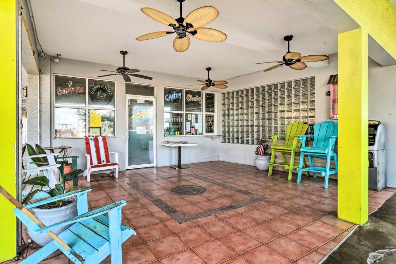 Idyllic Pass-A-Grille Studio - Walk To The Beach! St. Pete Beach Esterno foto